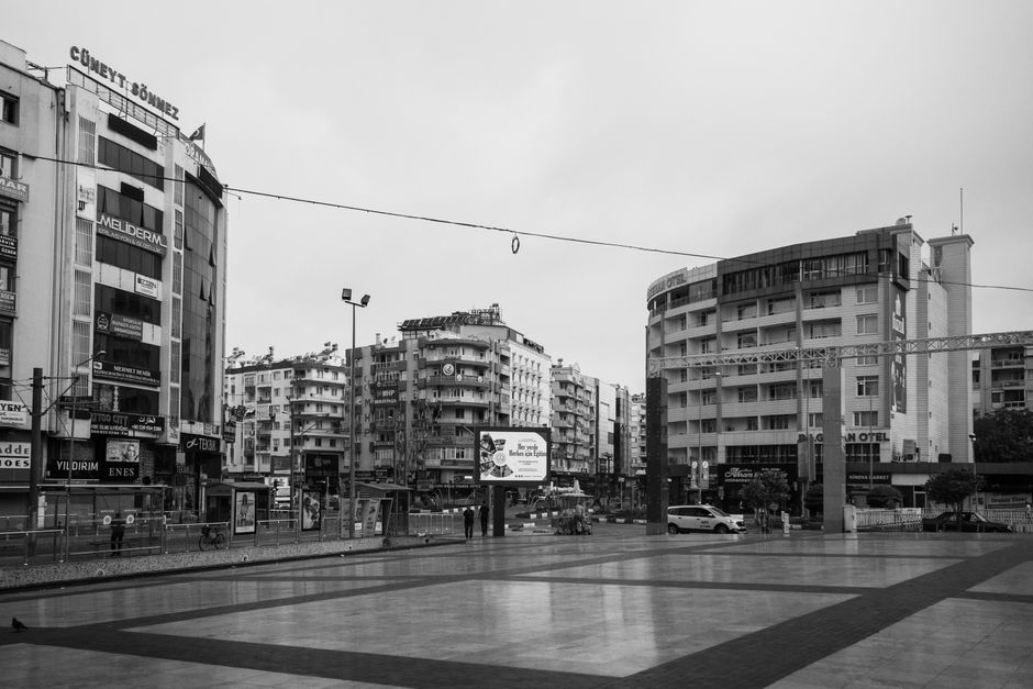 BJK Plaza'ı İstanbul'da nerede bulabilirim ve nasıl erişebilirim?