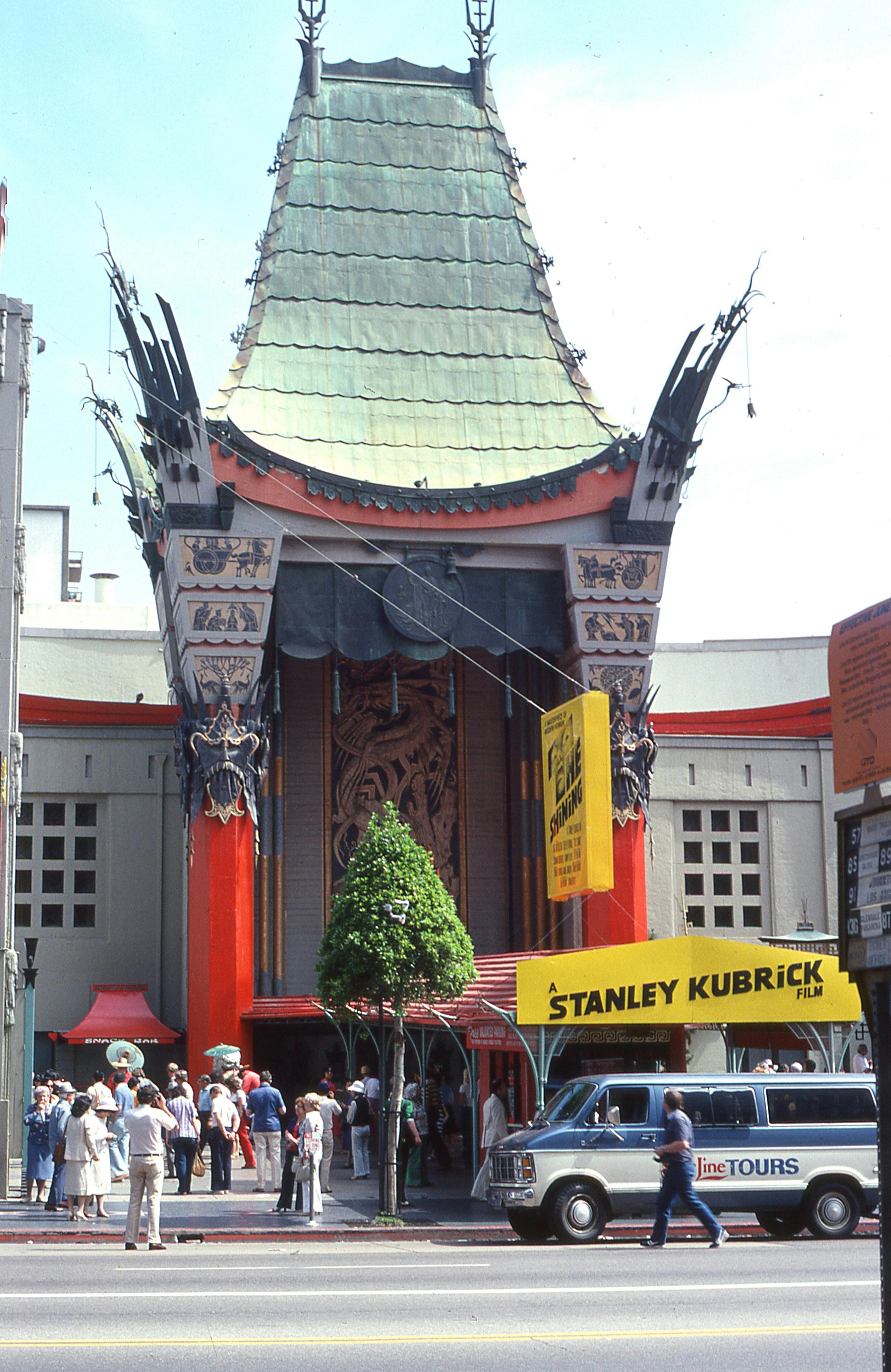 Free Famous theatre in Hollywood with tourists and iconic architecture on a sunny day. Stock Photo