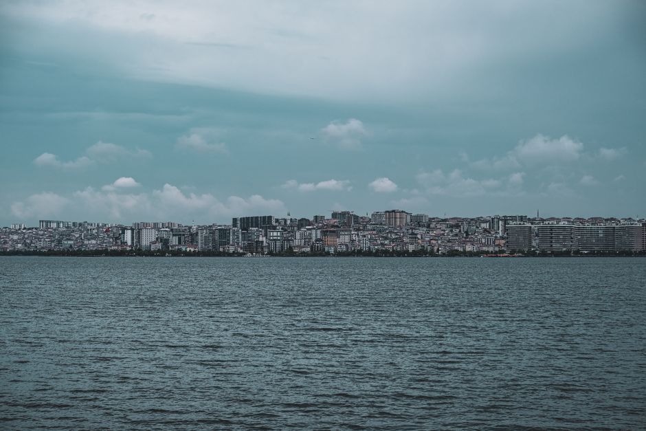 Photo: Crab Lens / Pexels Panoramic view of the Istanbul skyline across the water, the main market for foreign property buyers in Turkey