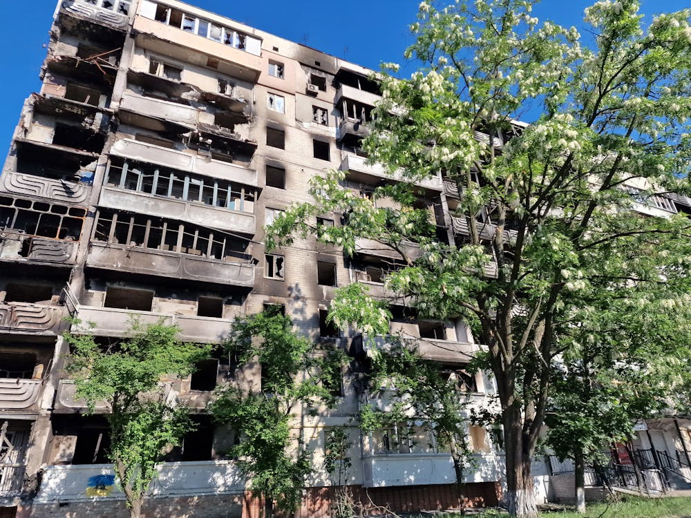 Foto d'estoc gratuïta de balcons, bloc residencial, calamitat