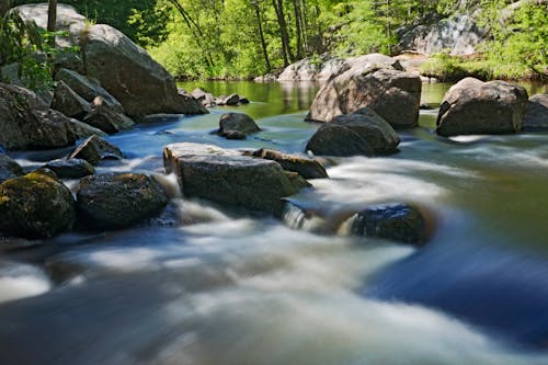 免費 小河, 岩石, 巨石 的 免費圖庫相片 圖庫相片