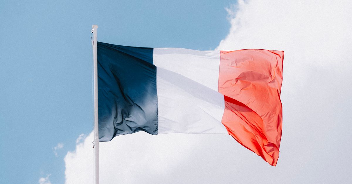 Francia: cómo equilibrar impuestos y competitividad sin debilitar cohesión social Francia: cómo equilibrar impuestos y competitividad sin debilitar cohesión social
