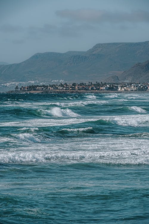 dalgalar, deniz, dikey atış içeren Ücretsiz stok fotoğraf