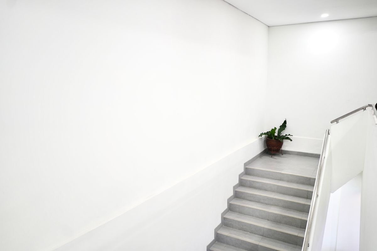 flat moves in Brixworth — Flat Moves in Brixworth — the working end of the job