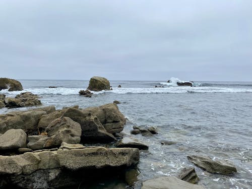 grátis Foto profissional grátis de água, formação de rochas, litoral Foto profissional