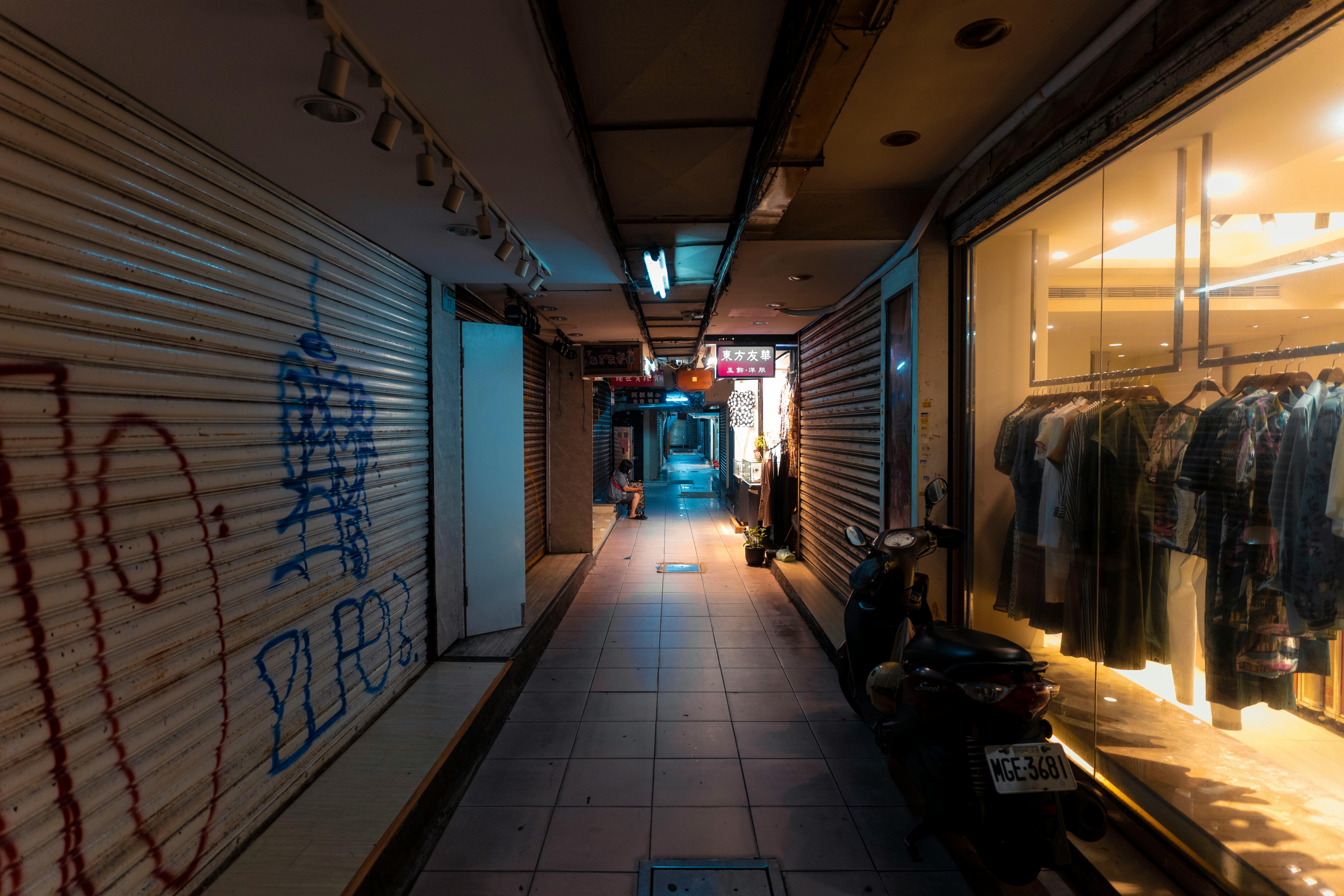 For Featured Image:
"Gondola shelving in a retail store, modern shopping mall, Ludhiana, India, commercial interior, shelving units, retail display, product display, business setting, India market."

For Section Image (Introduction to Gondola Shelving in Ludhiana):
"Cityscape of Ludhiana, India, industrial heritage, retail landscape, modern city, Indian market, bustling streets, commercial area, shopping district. - gondola shelving Ludhiana