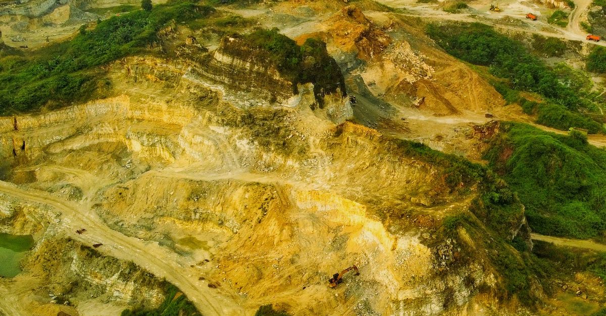 Guía completa sobre conflictos prolongados por recursos naturales Guía completa sobre conflictos prolongados por recursos naturales