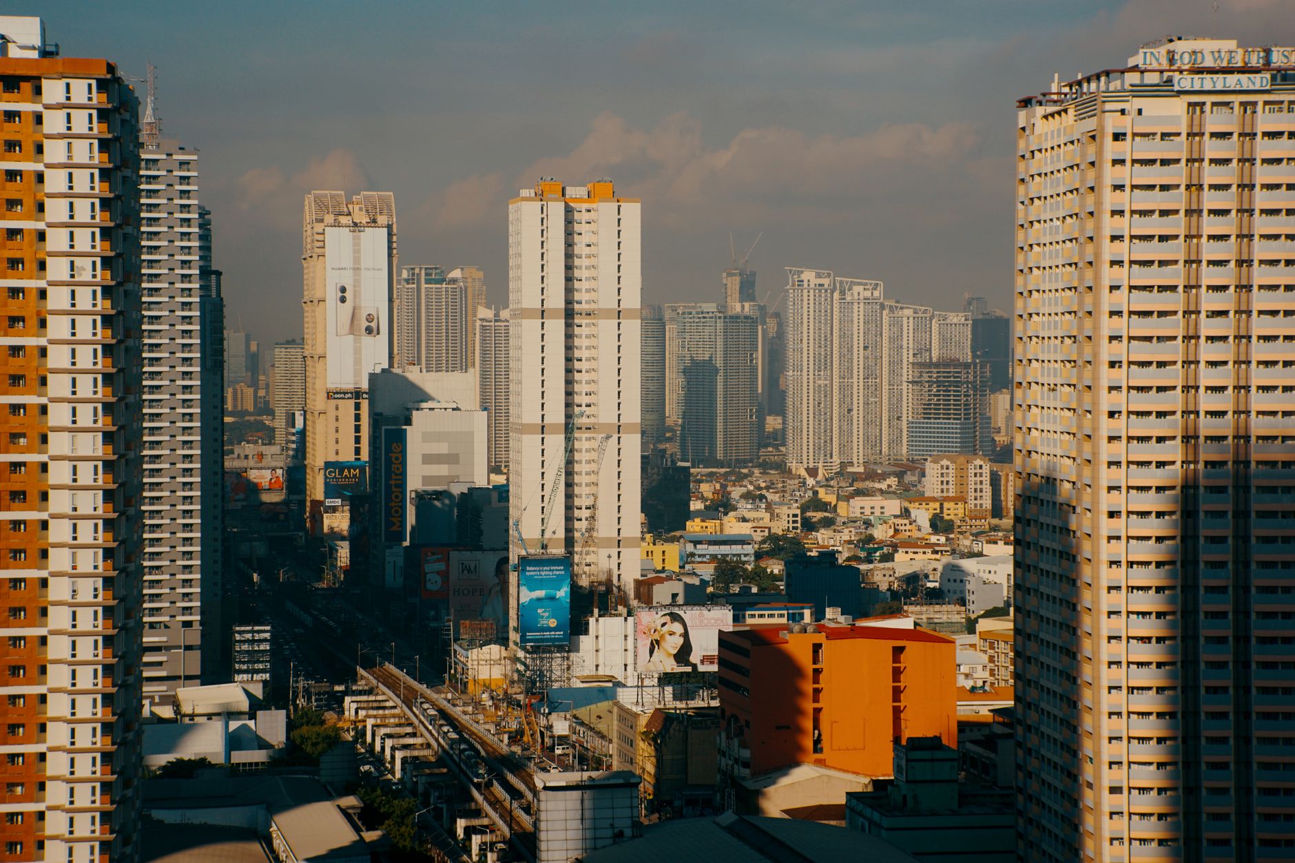 What Rising Real Estate Demand Means for Distressed Homeowners