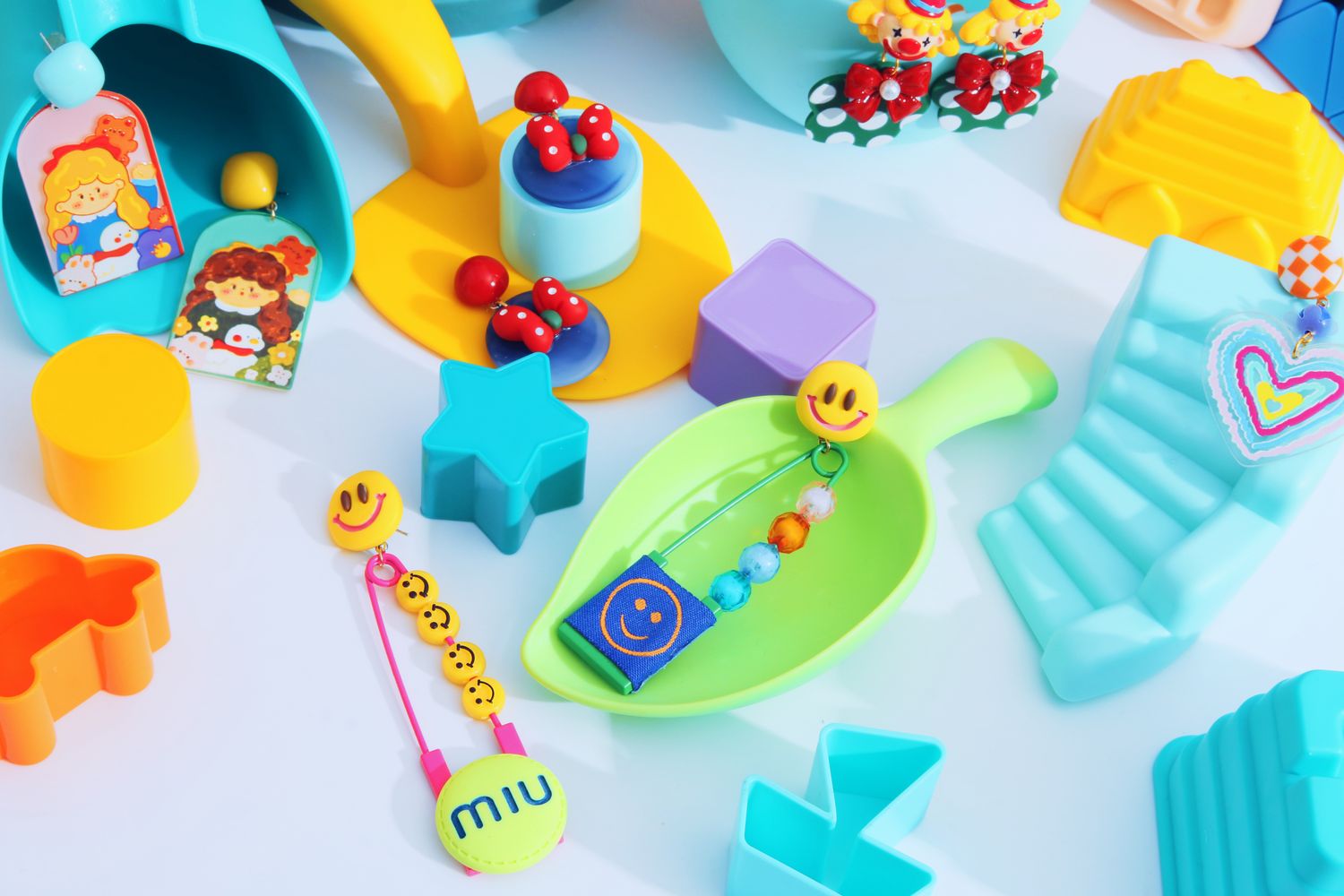 Fun Objects Photos, Download The BEST Free Fun Objects Stock Photos ...