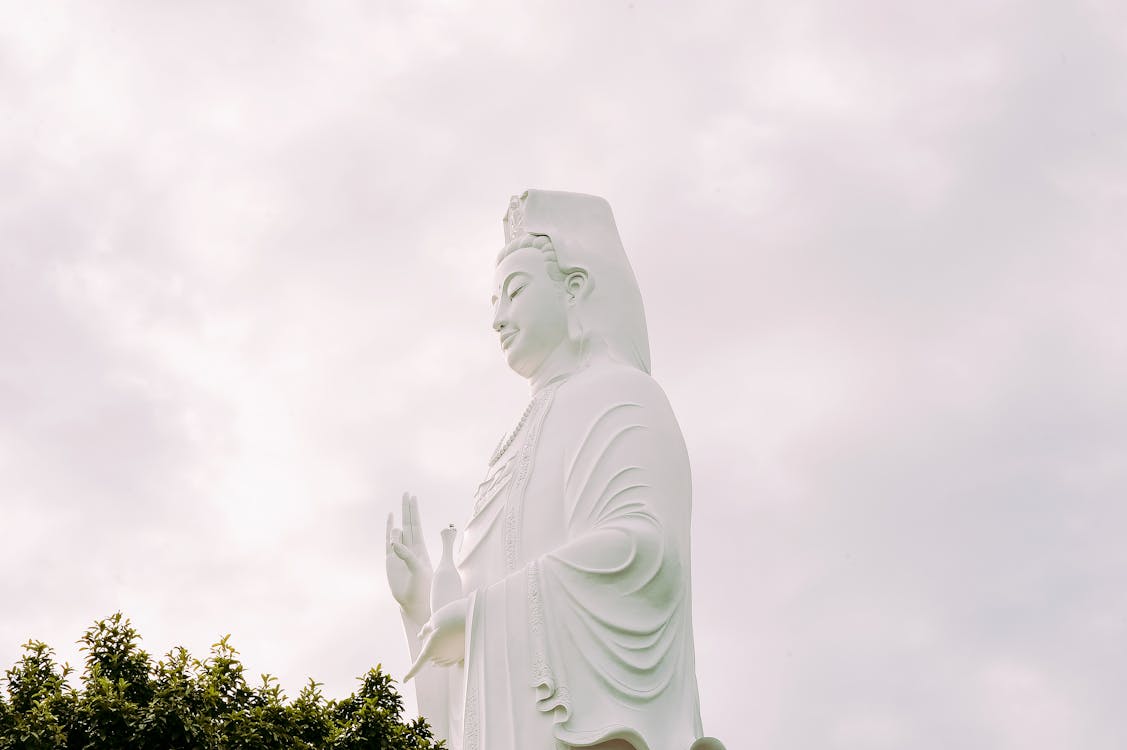 Free White Buddha Statue Stock Photo