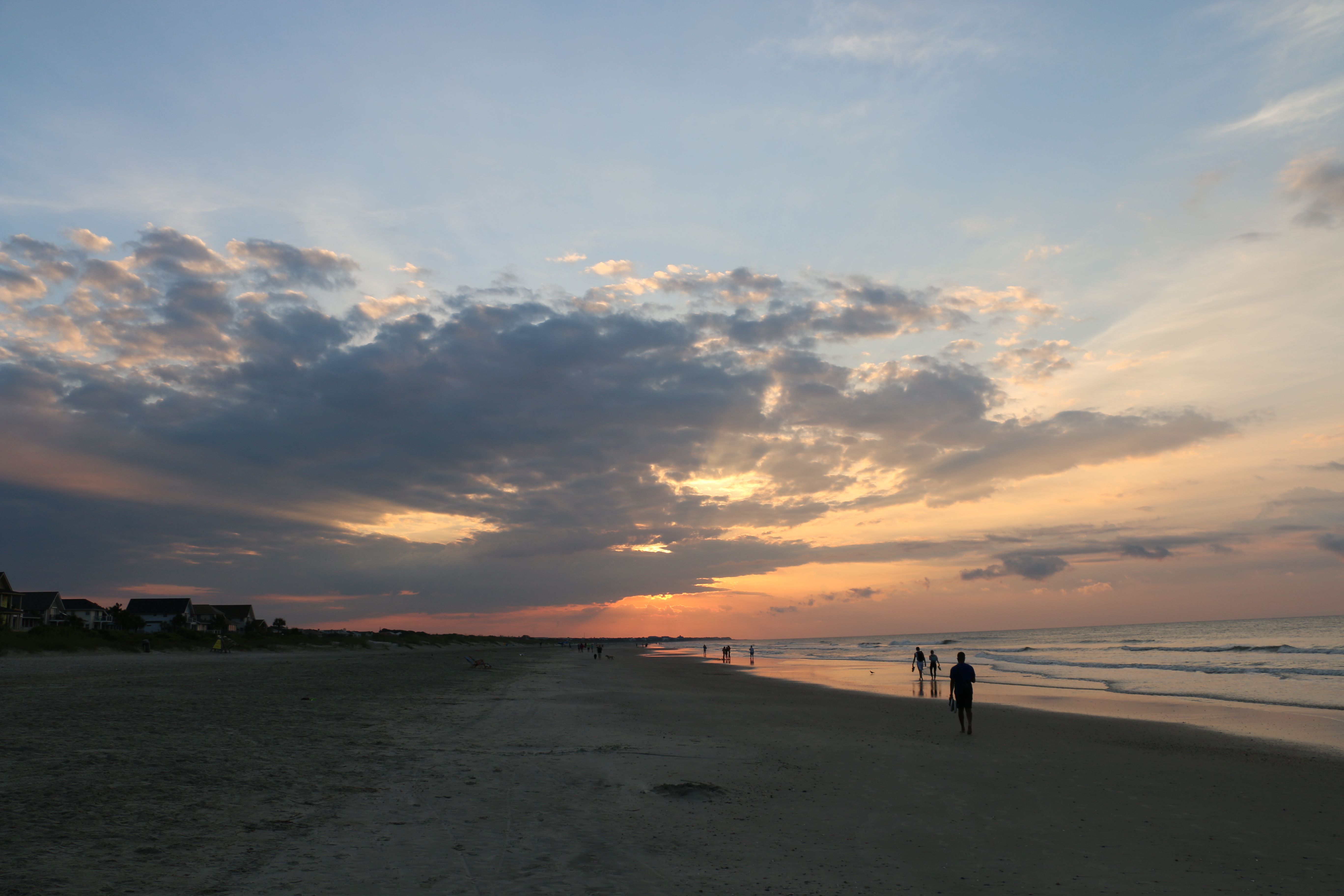 A Beach during the Golden Hour · Free Stock Photo