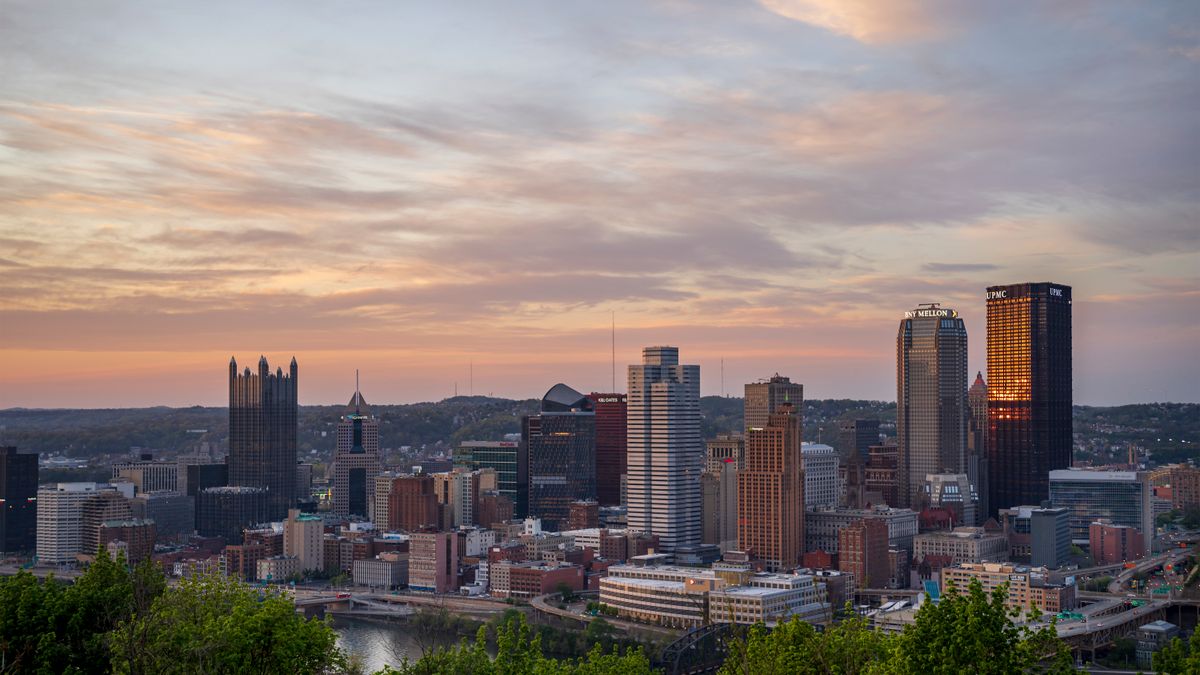 How to Enter Holiday Giveaways in Pittsburgh, Pennsylvania Without Scams