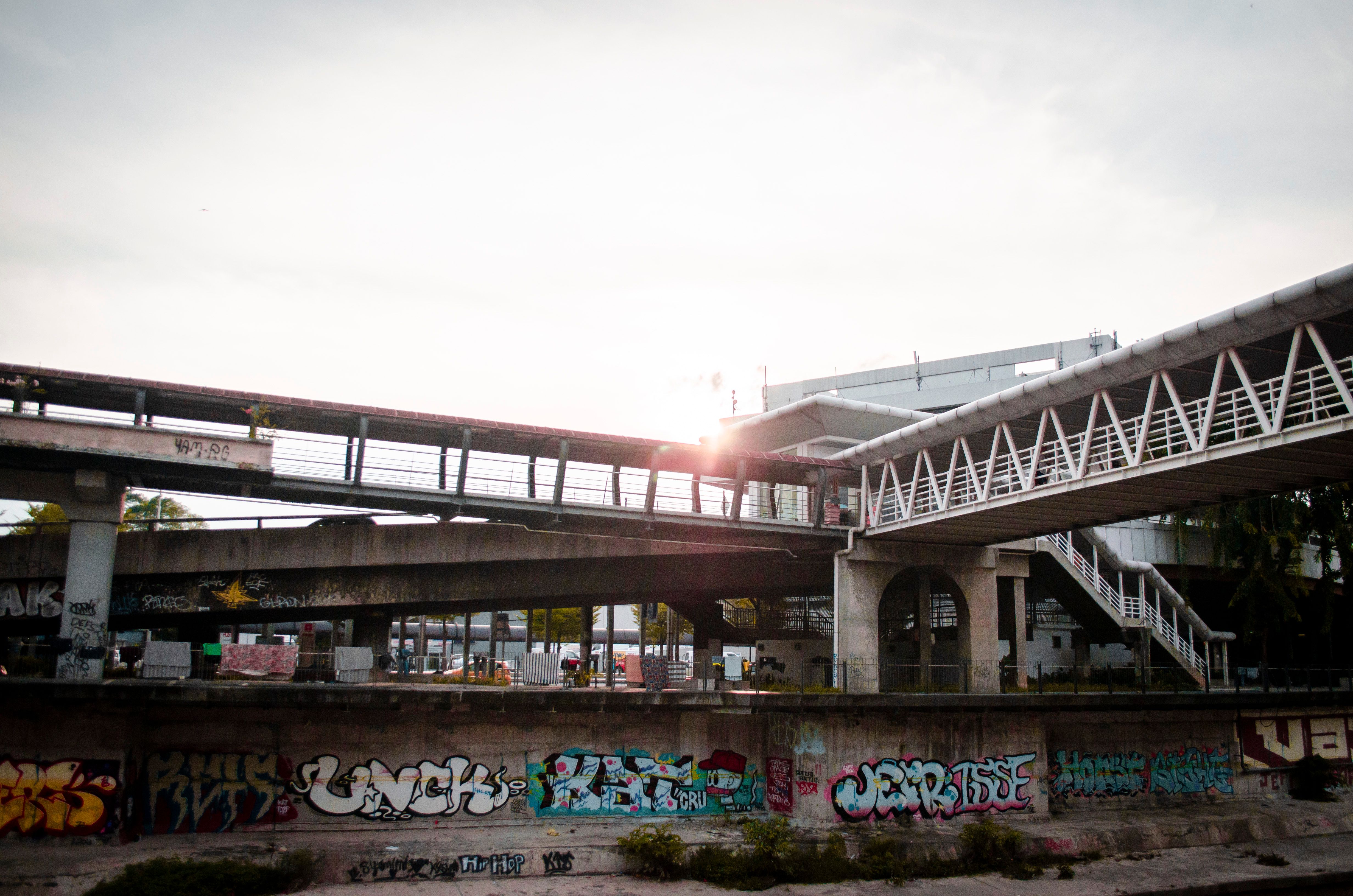 free-stock-photo-of-kuala-lumpur-lrt-lrt-station