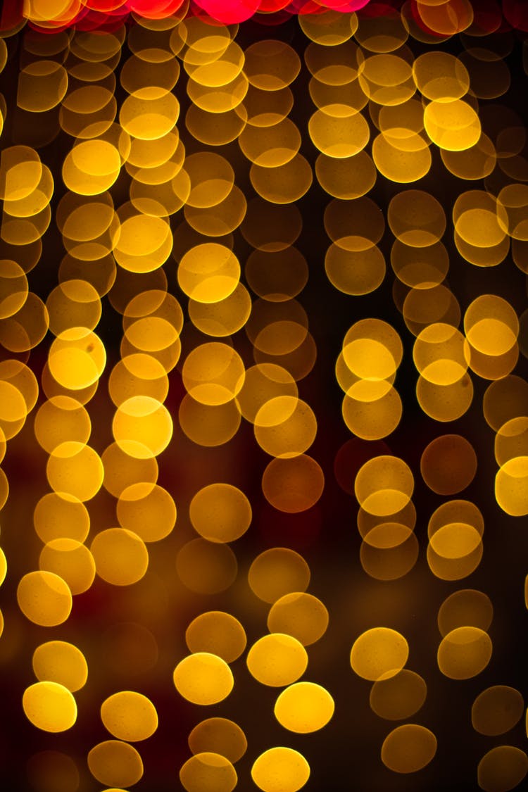 Yellow Bokeh Lights \in Close-up