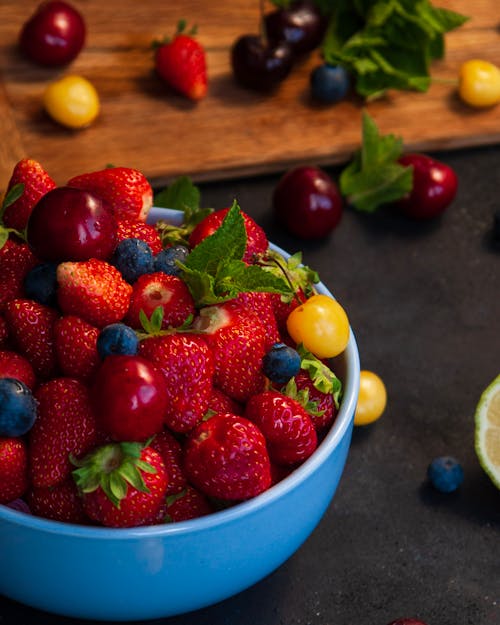 Kostenloses Stock Foto zu blaubeeren, erdbeeren, früchte