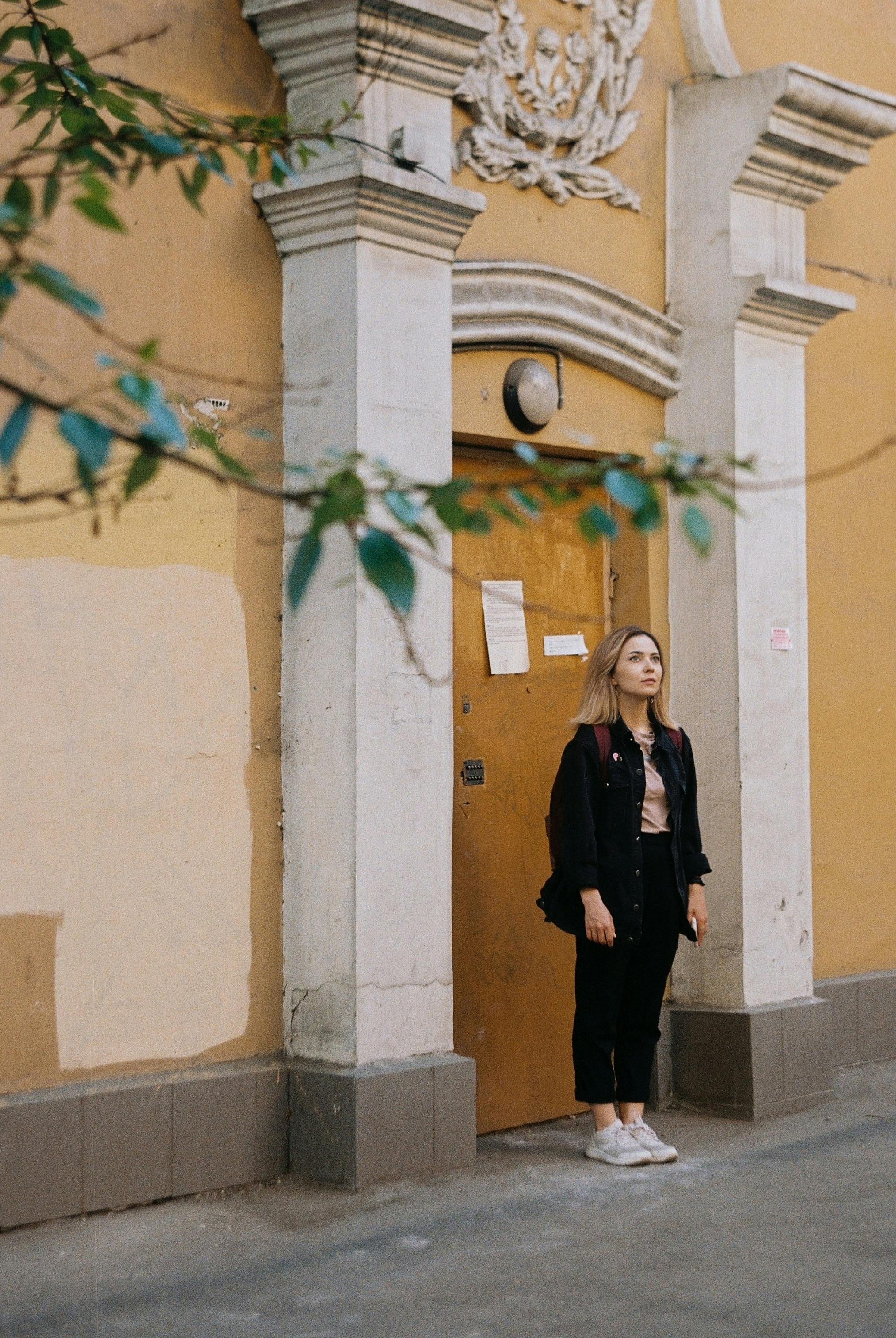 Why do old houses not have gutters?