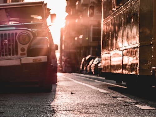 Fotobanka s bezplatnými fotkami na tému auto, budovy, cesta