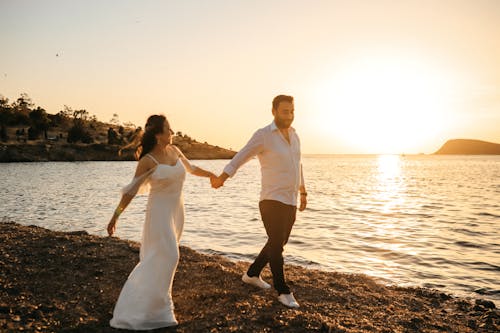 Foto profissional grátis de afeição, alvorecer, amor