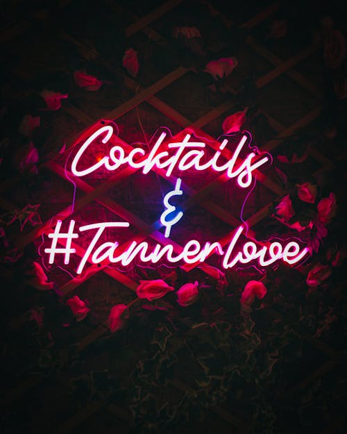 Cocktail Bar Signage in Neon Lights