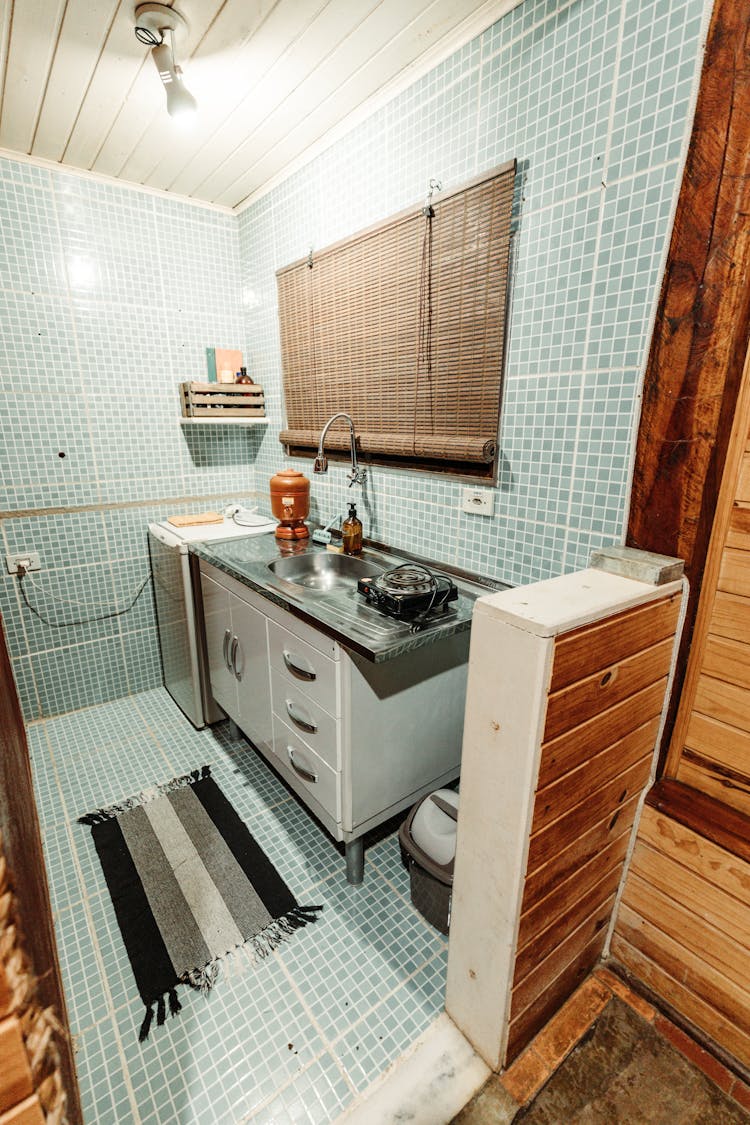 Photo Of A Kitchen In An Apartment 