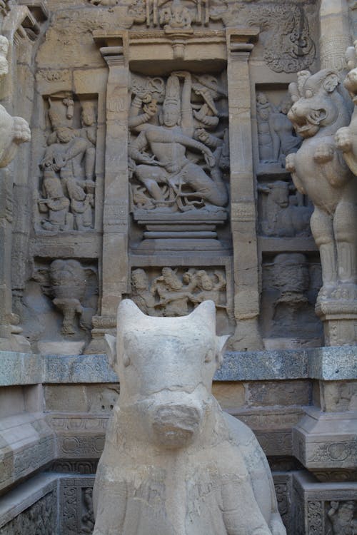 Foto profissional grátis de ancião, arquitetura, escultura