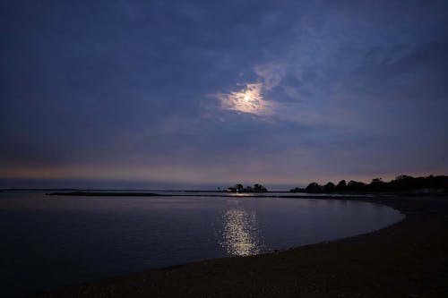 Kostenloses Stock Foto zu abendhimmel, draußen, schöne aussicht