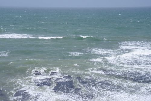 Free Tranquil view of the ocean waves at Galle coast, Sri Lanka. Stock Photo
