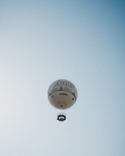 Foto profissional grátis de alerta, anunciar, balão de ar quente
