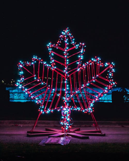 Foto profissional grátis de aceso, cordão de lâmpadas, iluminado