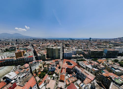 binalar, çatılar, damlar içeren Ücretsiz stok fotoğraf