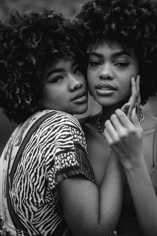 Kostnadsfria Kostnadsfri bild av afroamerikanska kvinnor, homosexuellt par, kärlek Stock foto