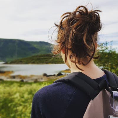 Solo Travel for Beginners: Quiet Tips for First Trips