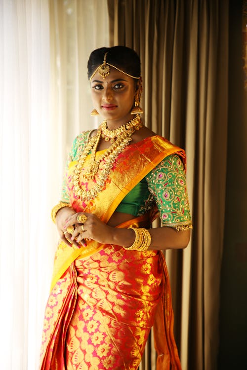 Free 傳統服裝, 優雅, 印度女人 的 免費圖庫相片 Stock Photo