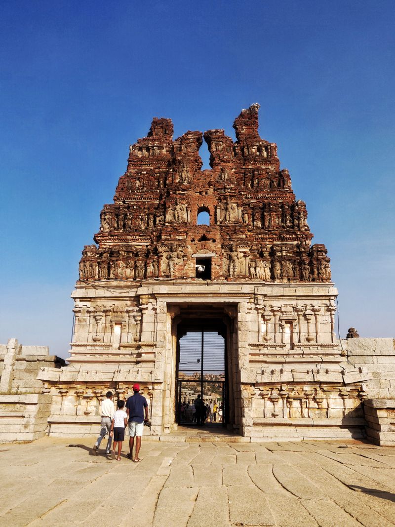 विठ्ठल मंदिर — इतिहास, महत्व और ज्योतिष संबंध