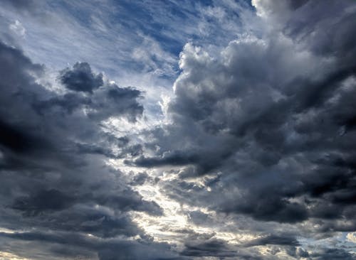 Fotos de stock gratuitas de ambiente, cielo nublado, fondo de cielo