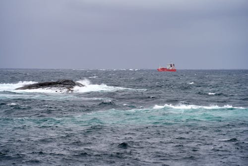 Kostenloses Stock Foto zu absturz, horizont, meer