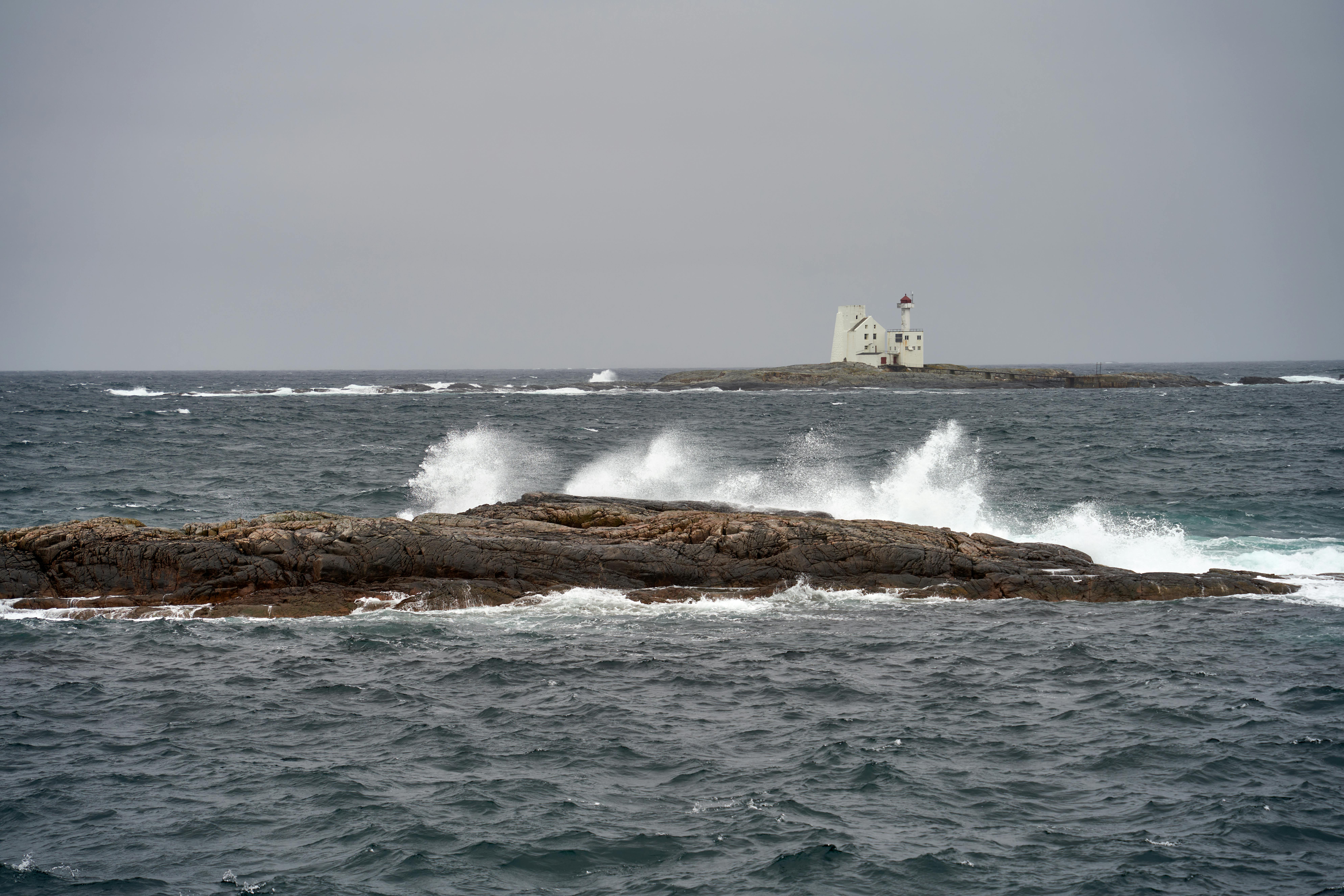 Rose Island Lighthouse trust launches executive director search ahead of milestone 2026 season — Photo by Barnabas Davoti on 
