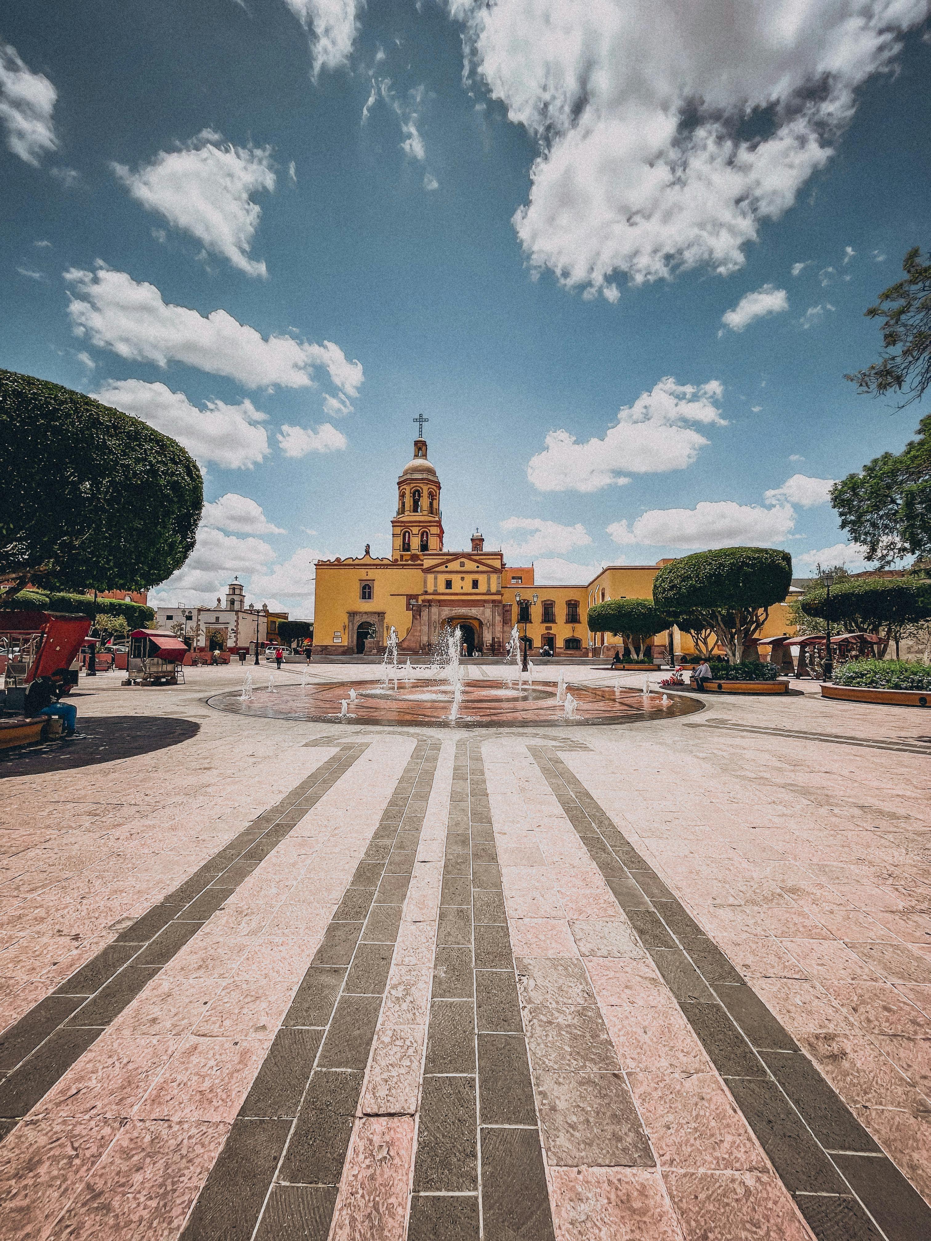 Templo y Exconvento de la Cruz · Free Stock Photo