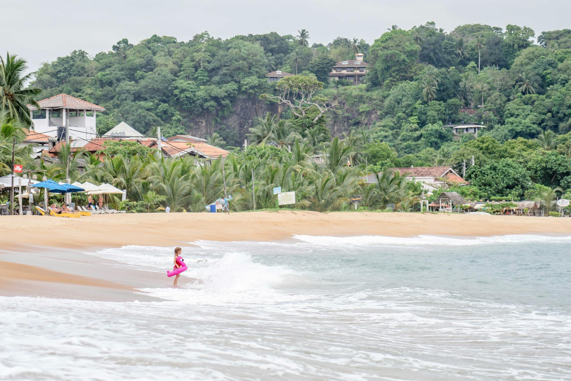 Popular sights in Hikkaduwa Landmarks in Hikkaduwa