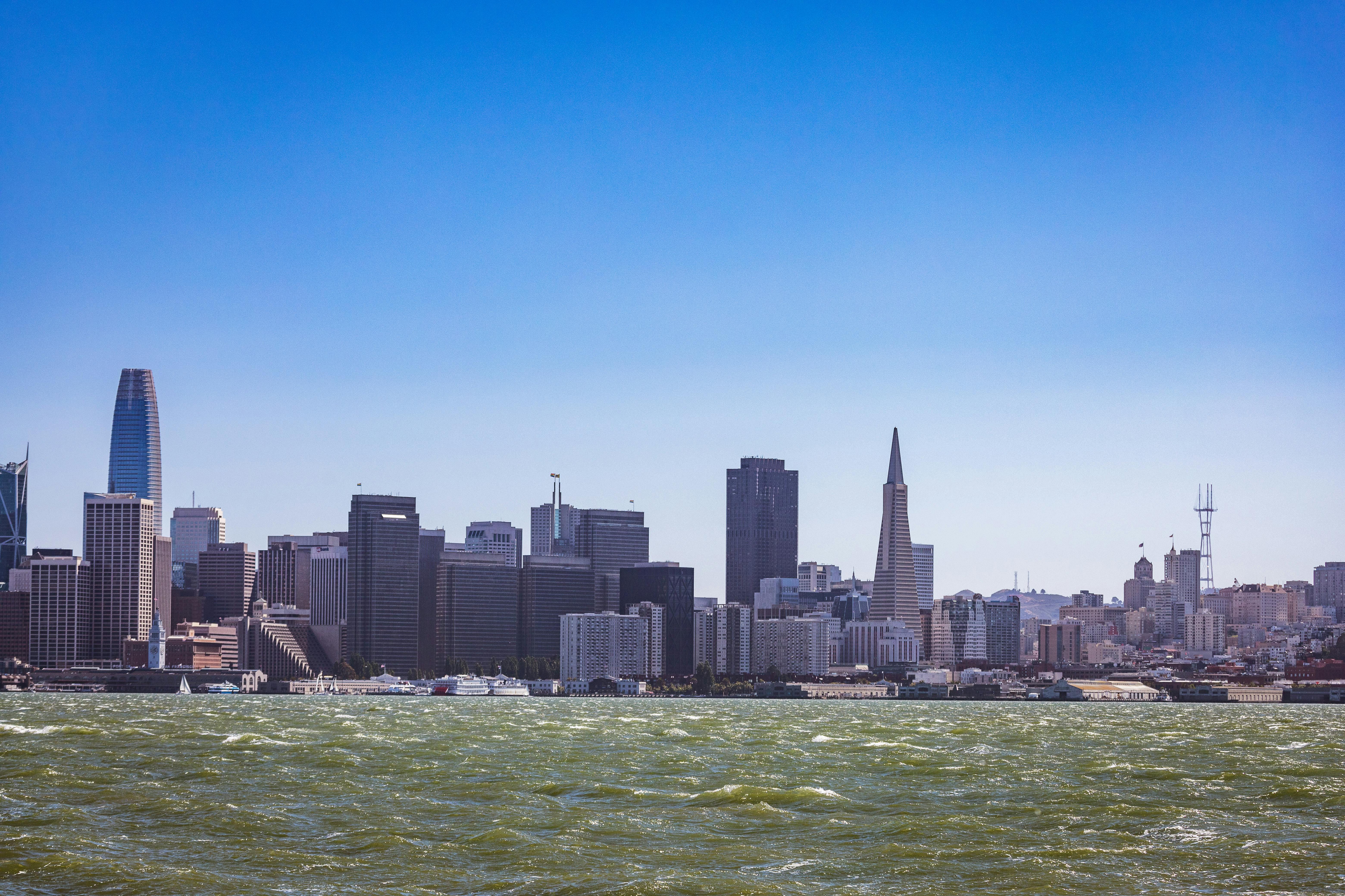 Bay Area Watchdog Fines Refinery, Orders Data Transparency — Photo by Robert So on Pexels