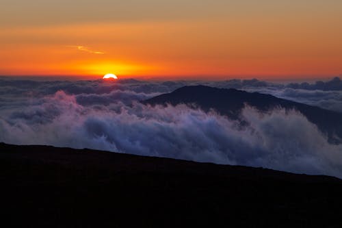 Free Sunset at Hawaiʻi Volcanoes National Park Stock Photo