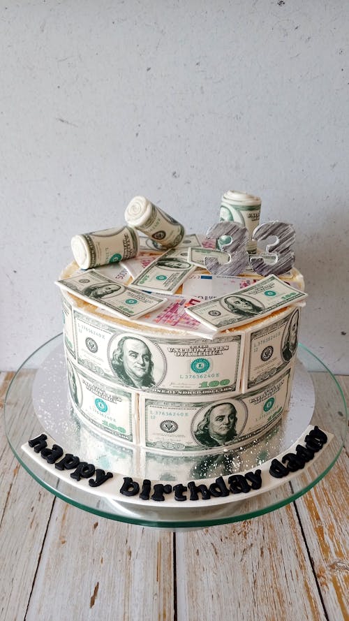 Free amerikan doları, doğum günü pastası, doğum günün kutlu olsun içeren Ücretsiz stok fotoğraf Stock Photo