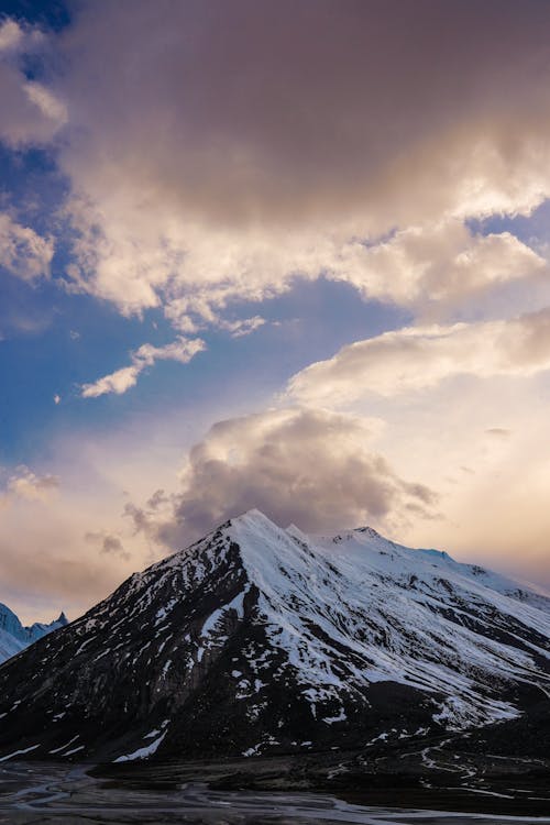 Snowcapped Mountain 