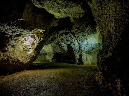 洞窟の無料の写真素材
