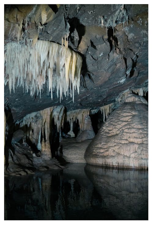 Free grutas Stock Photo