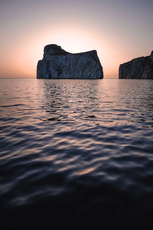 Free Landscape Photography of a Sea Stack Stock Photo