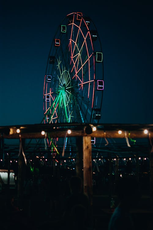 Free Ferris Wheel at Night Stock Photo