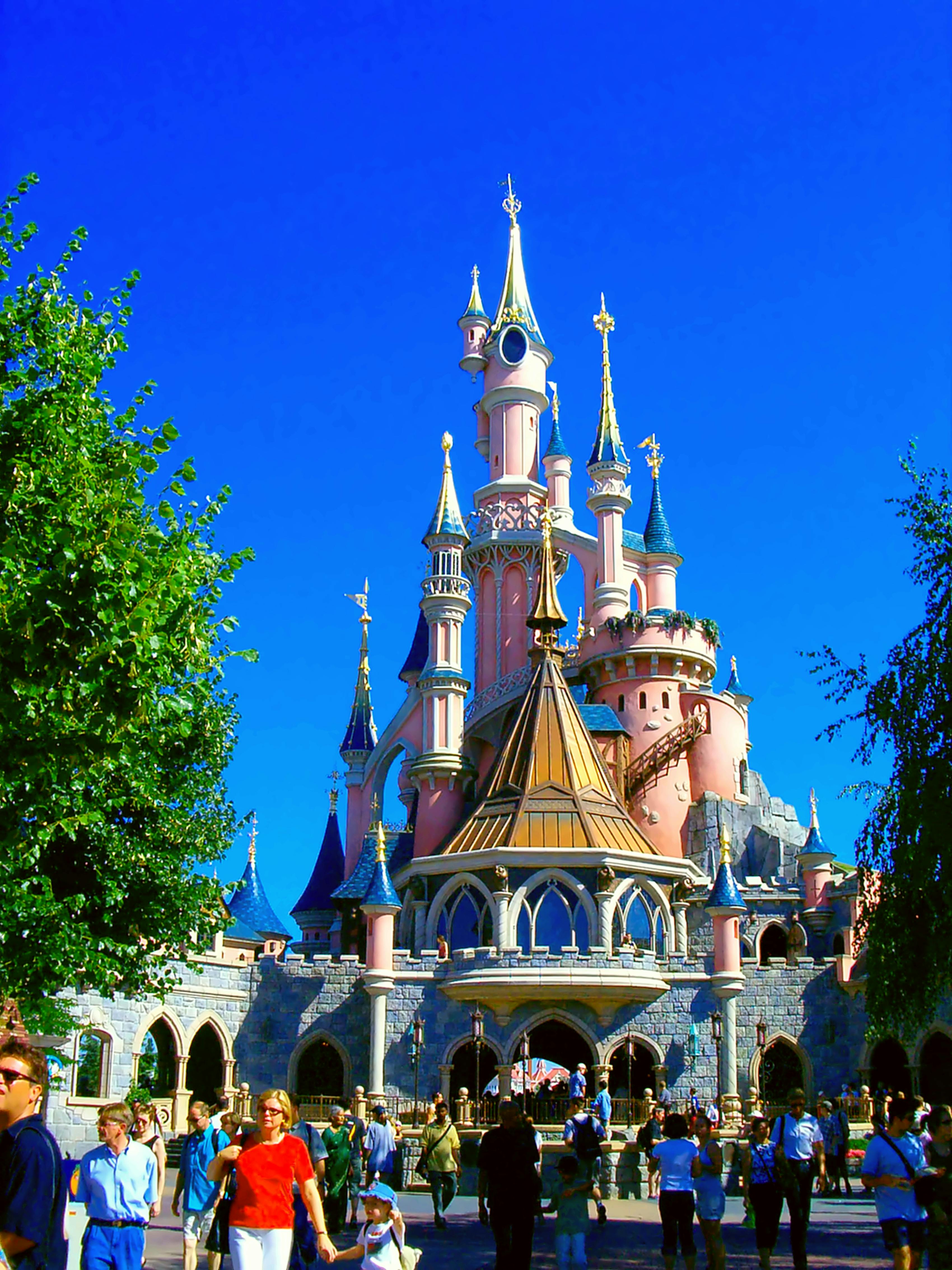 Details more than 83 disneyland paris hd wallpapers super hot ...