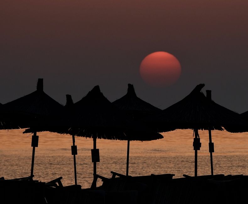 Salaires a Durres en 2026 : grille complete par secteur