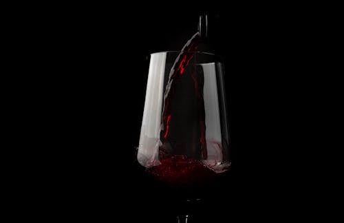 Бесплатное стоковое фото с алкогольные напитки, вино, красное вино